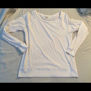 White Forever 21 Long Sleeve T-shirt (Size S)